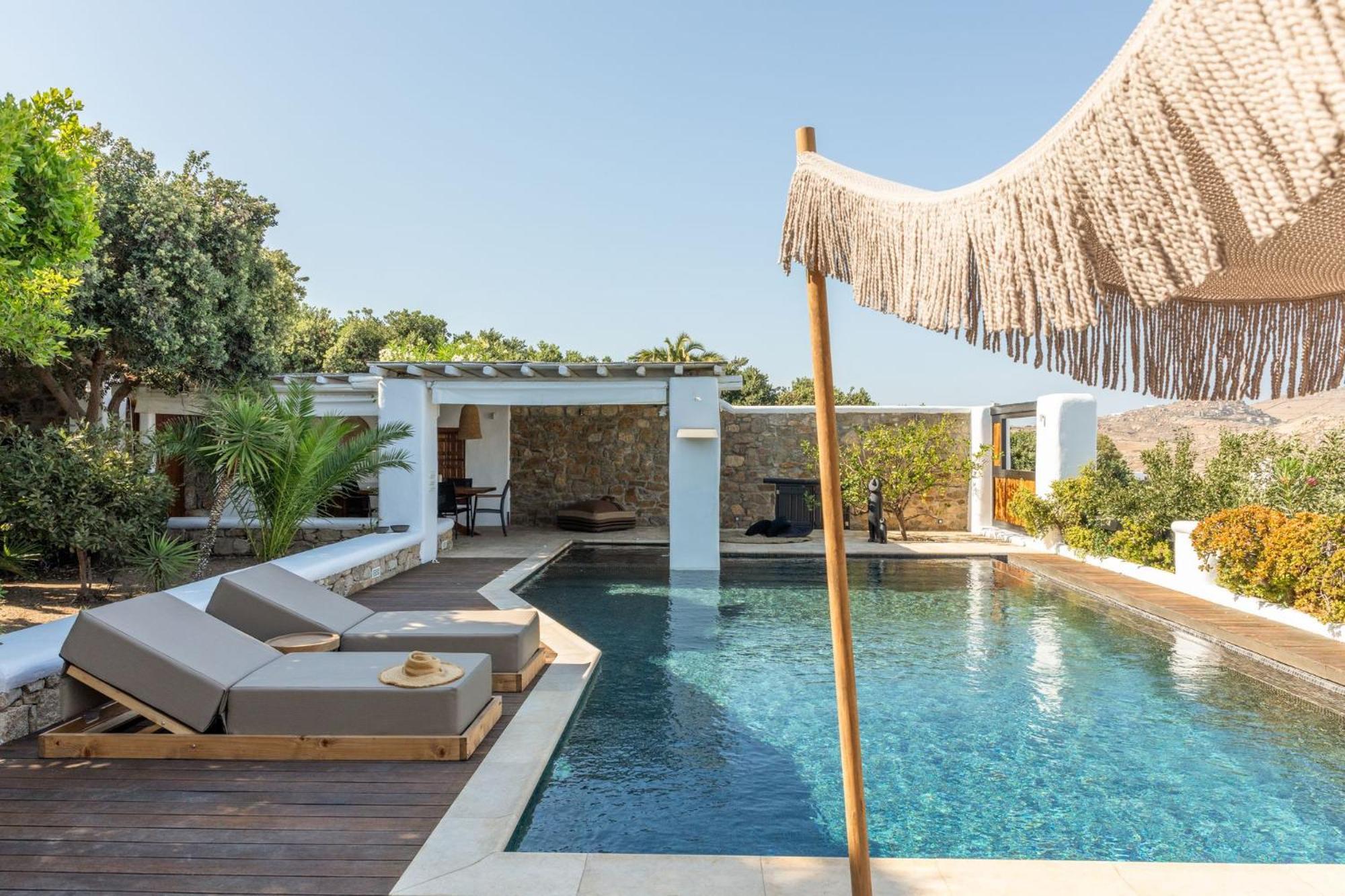 Myconian Platinum Senior & Deluxe Villas Kalafatis Exterior photo